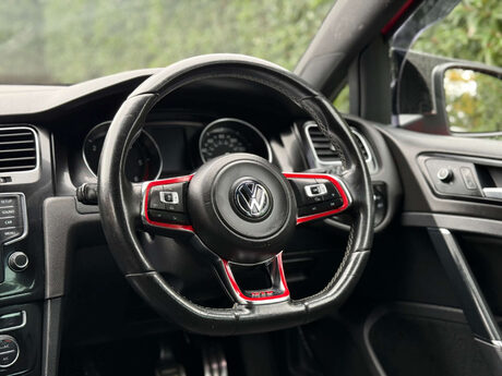 Volkswagen Golf 2.0 Golf GTD 5dr 17