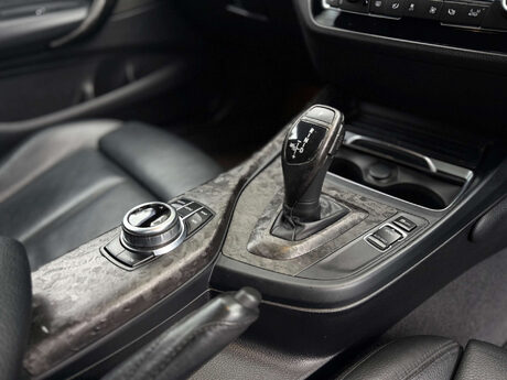 BMW 1 Series 3.0 M140I Shadow Edition Auto 5dr 27