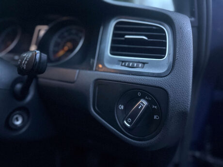 Volkswagen Golf 1.0 Golf SE Nav TSi 5dr 27