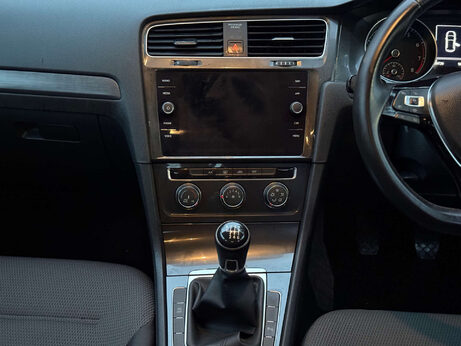 Volkswagen Golf 1.0 Golf SE Nav TSi 5dr 2