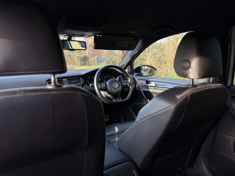 Volkswagen Golf 2.0 Golf R DSG 4WD 5dr 25