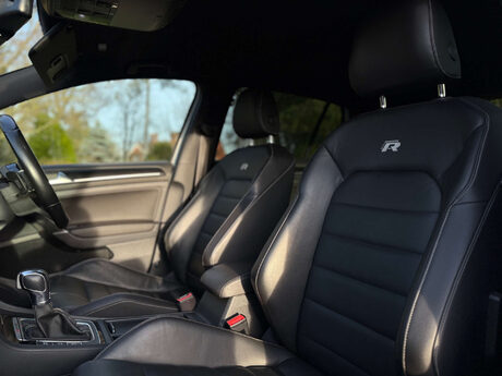 Volkswagen Golf 2.0 Golf R DSG 4WD 5dr 21