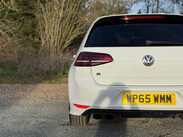 Volkswagen Golf 2.0 Golf R DSG 4WD 5dr 9