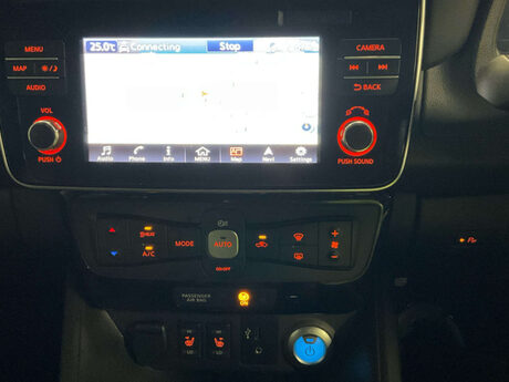 Nissan LEAF Leaf N-Connecta 5dr 10