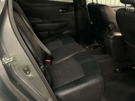 Nissan LEAF Leaf N-Connecta 5dr 8