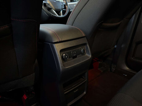 Ford S-Max 2.0 S-Max ST-Line EcoBlue Auto   5dr 51