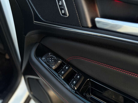 Ford S-Max 2.0 S-Max ST-Line EcoBlue Auto   5dr 27