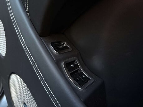 Bentley Bentayga 4.0 Bentayga V8 Auto 4WD 5dr 46