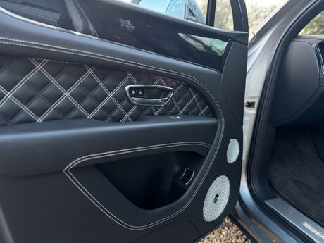 Bentley Bentayga 4.0 Bentayga V8 Auto 4WD 5dr 49