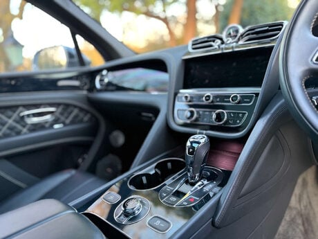 Bentley Bentayga 4.0 Bentayga V8 Auto 4WD 5dr 24