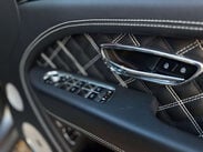 Bentley Bentayga 4.0 Bentayga V8 Auto 4WD 5dr 69