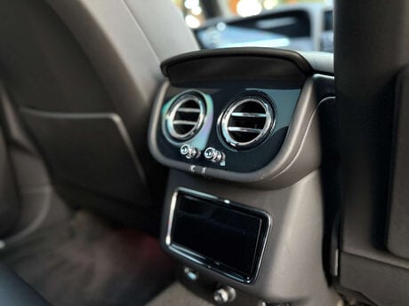 Bentley Bentayga 4.0 Bentayga V8 Auto 4WD 5dr 44