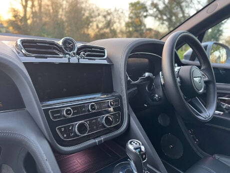 Bentley Bentayga 4.0 Bentayga V8 Auto 4WD 5dr 26