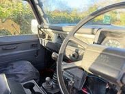 Land Rover Defender 2.5 90 Defender Turbo Diesel 4WD 3dr 21