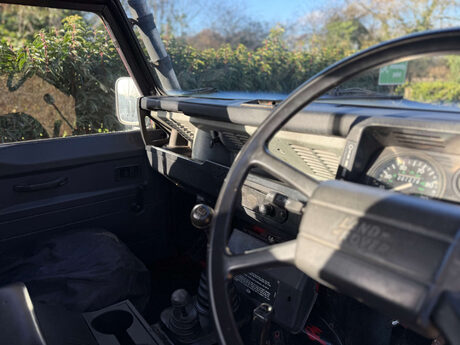 Land Rover Defender 2.5 90 Defender Turbo Diesel 4WD 3dr 20