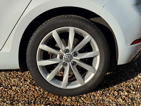 Volkswagen Golf 1.5 Golf GT TSi Evo 5dr 28