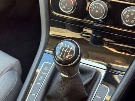 Volkswagen Golf 1.5 Golf GT TSi Evo 5dr 8