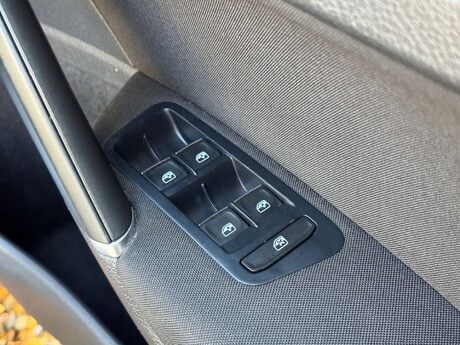 Volkswagen Golf 1.5 Golf GT TSi Evo 5dr 27