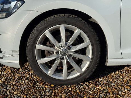 Volkswagen Golf 1.5 Golf GT TSi Evo 5dr 29