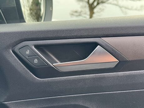 Volkswagen T-Roc 1.5 T-Roc SE TSi Evo 5dr 26