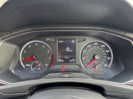 Volkswagen T-Roc 1.5 T-Roc SE TSi Evo 5dr 31