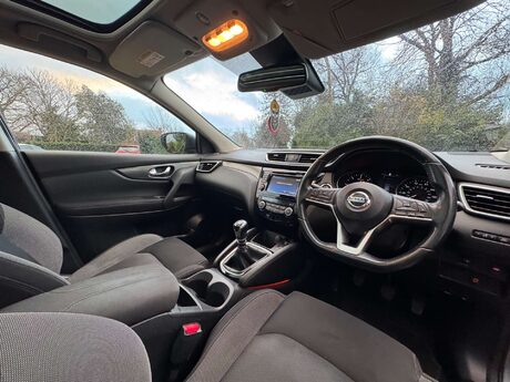 Nissan Qashqai 1.5 Qashqai N-Connecta dCi 5dr 46