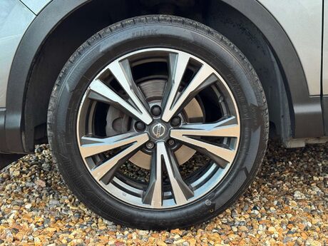 Nissan Qashqai 1.5 Qashqai N-Connecta dCi 5dr 42