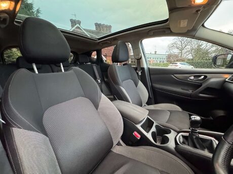 Nissan Qashqai 1.5 Qashqai N-Connecta dCi 5dr 16