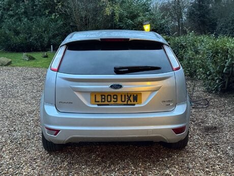 Ford Focus 1.6 Focus Zetec TDCi 109 5dr 10