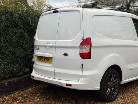 Ford Transit Courier 1.5 Transit Courier Sport TDCi 3