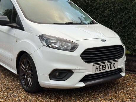 Ford Transit Courier 1.5 Transit Courier Sport TDCi 4