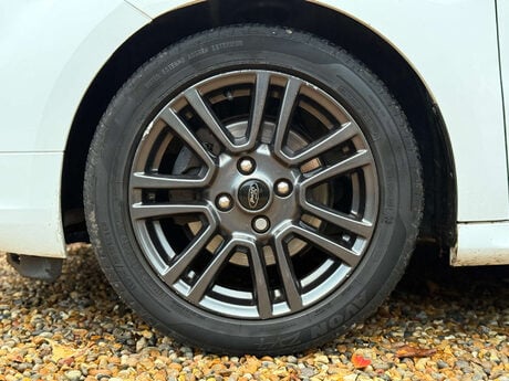 Ford Transit Courier 1.5 Transit Courier Sport TDCi 33