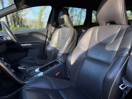 Volvo XC60 2.4 XC60 R-Design Nav D5 AWD Auto 4WD 5dr 11