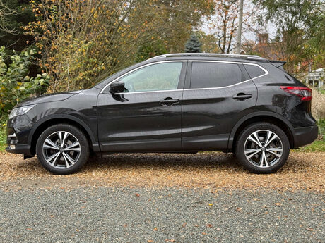 Nissan Qashqai 1.5 Qashqai N-Connecta dCi 5dr 8