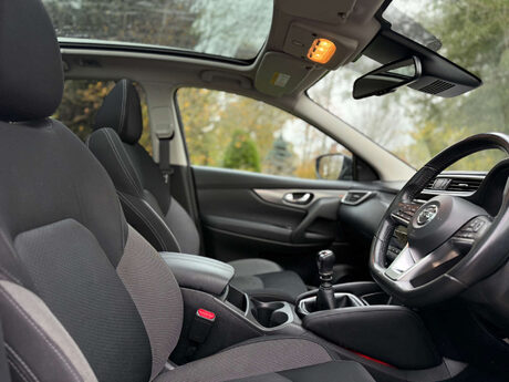 Nissan Qashqai 1.5 Qashqai N-Connecta dCi 5dr 22