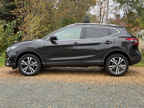 Nissan Qashqai 1.5 Qashqai N-Connecta dCi 5dr 14