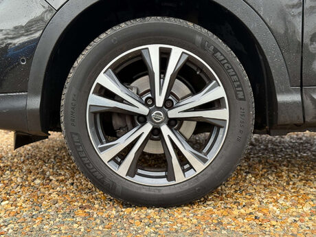Nissan Qashqai 1.5 Qashqai N-Connecta dCi 5dr 38