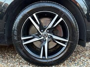 Volvo XC60 2.0 T5 R-Design Auto AWD Euro 6 (s/s) 5dr 43