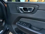 Volvo XC60 2.0 T5 R-Design Auto AWD Euro 6 (s/s) 5dr 32