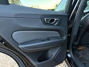 Volvo XC60 2.0 T5 R-Design Auto AWD Euro 6 (s/s) 5dr 39