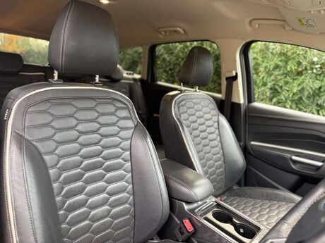 Ford Kuga 1.5 Kuga Vignale 4x4 Auto 4WD 5dr 29