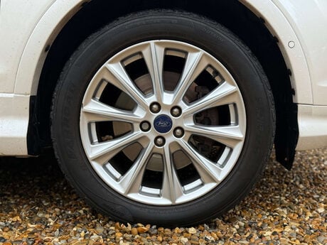 Ford Kuga 1.5 Kuga Vignale 4x4 Auto 4WD 5dr 42