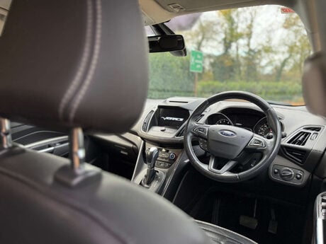 Ford Kuga 1.5 Kuga Vignale 4x4 Auto 4WD 5dr 25