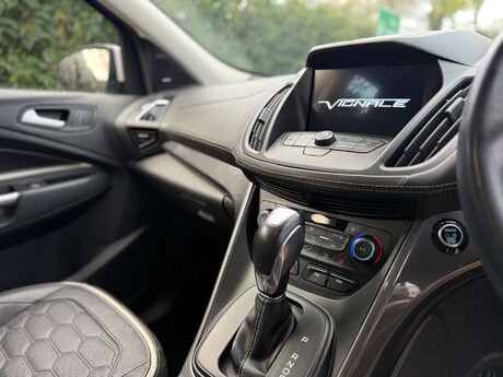 Ford Kuga 1.5 Kuga Vignale 4x4 Auto 4WD 5dr 23