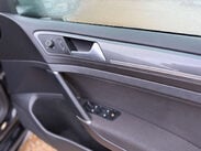 Volkswagen Golf 2.0 Golf R-Line TDI BlueMotion Technology Semi-Auto 5dr 5