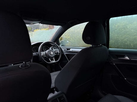 Volkswagen Golf 2.0 Golf R-Line TDI BlueMotion Technology Semi-Auto 5dr 23