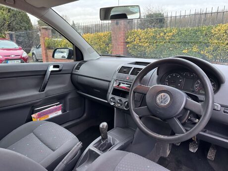 Volkswagen Polo 1.2 Polo S 3dr 10