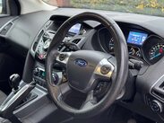 Ford Focus 1.6 Focus Titanium 125 5dr 8