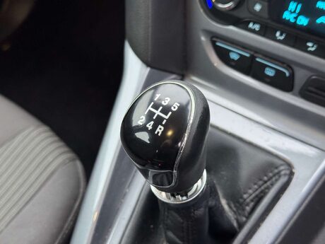 Ford Focus 1.6 Focus Titanium 125 5dr 22