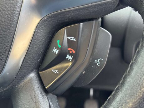 Ford Focus 1.6 Focus Titanium 125 5dr 18